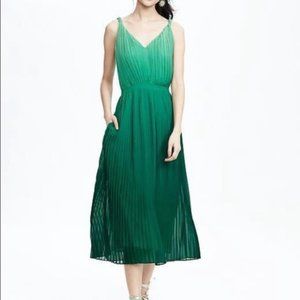 Banana Republic | Green Ombré Pleated Dress | 10 P